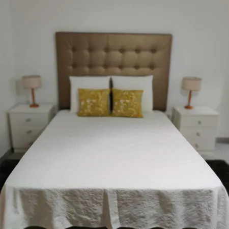 Casa Da Isabel Nyaraló *